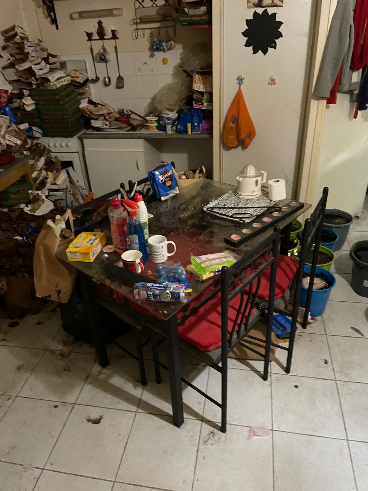 Comment choisir le bon service de nettoyage après sinistre pour votre maison IMG 20241126 WA0048
